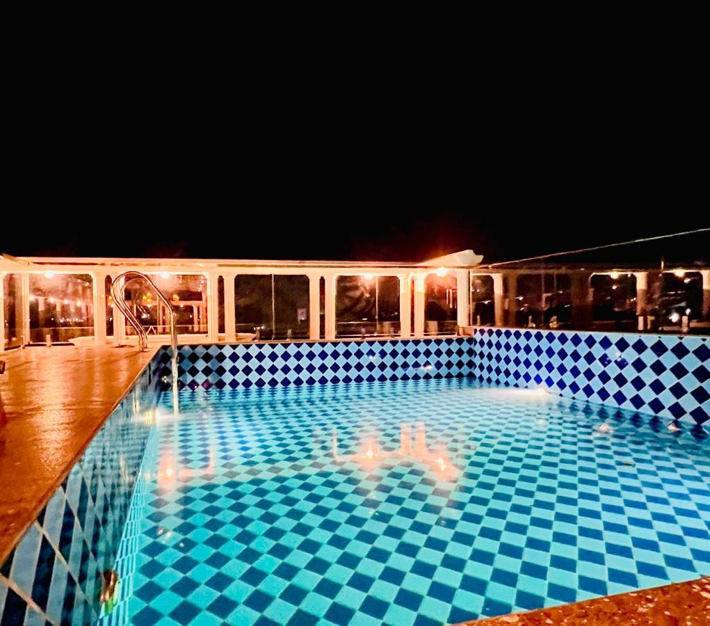 Royal Residency Udaipur Hotel ภายนอก รูปภาพ