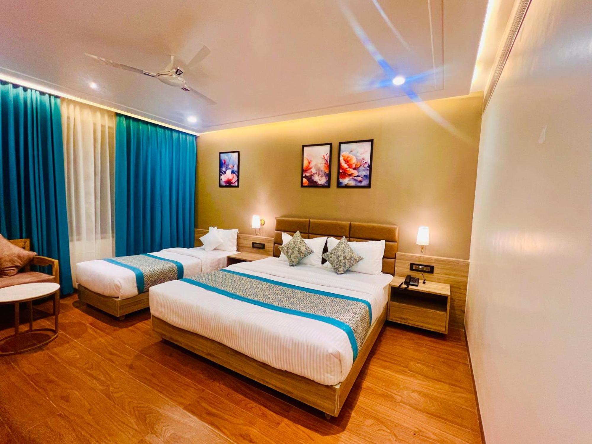 Royal Residency Udaipur Hotel ภายนอก รูปภาพ